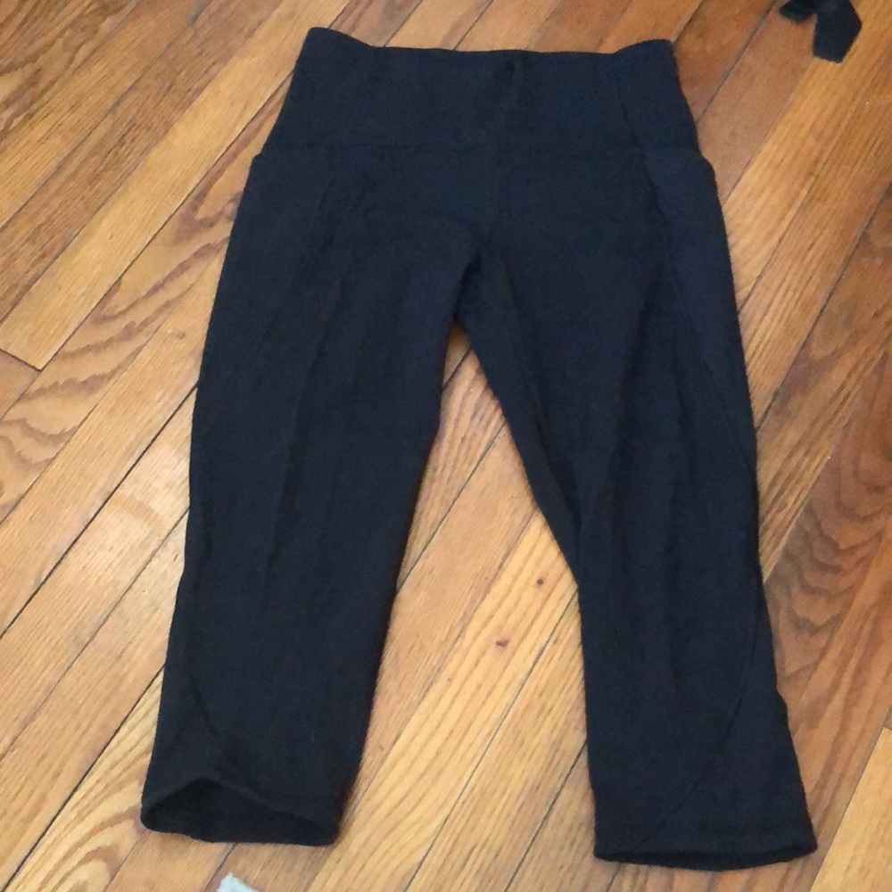 Lululemon crop leggings
